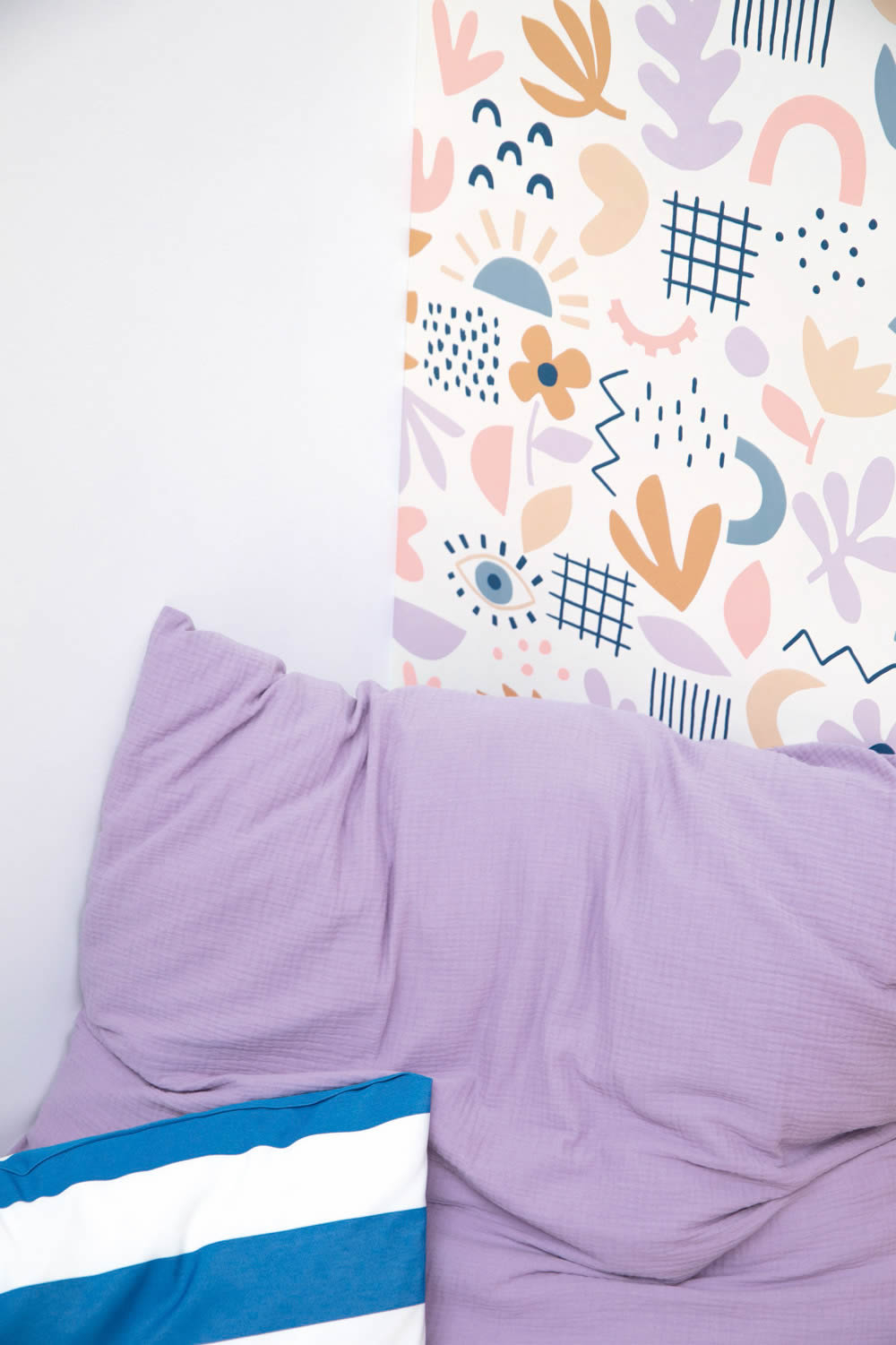 birds and flowers wallpaper white and multicolored Young and free YNF103284022-36-YNF103284022.1M