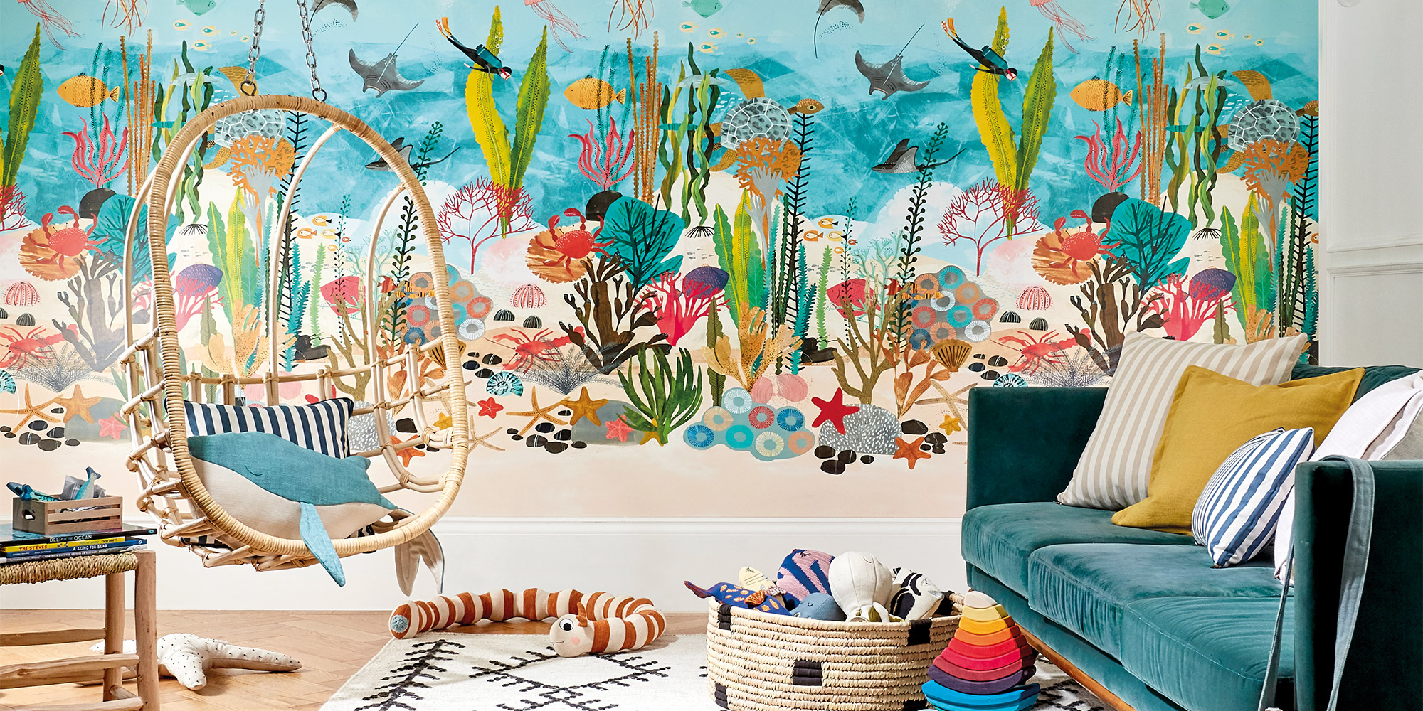 Markenhersteller Sanderson bietet qualitativ hochwertige Tapeten und Wandbilder für das Kinderzimmer.