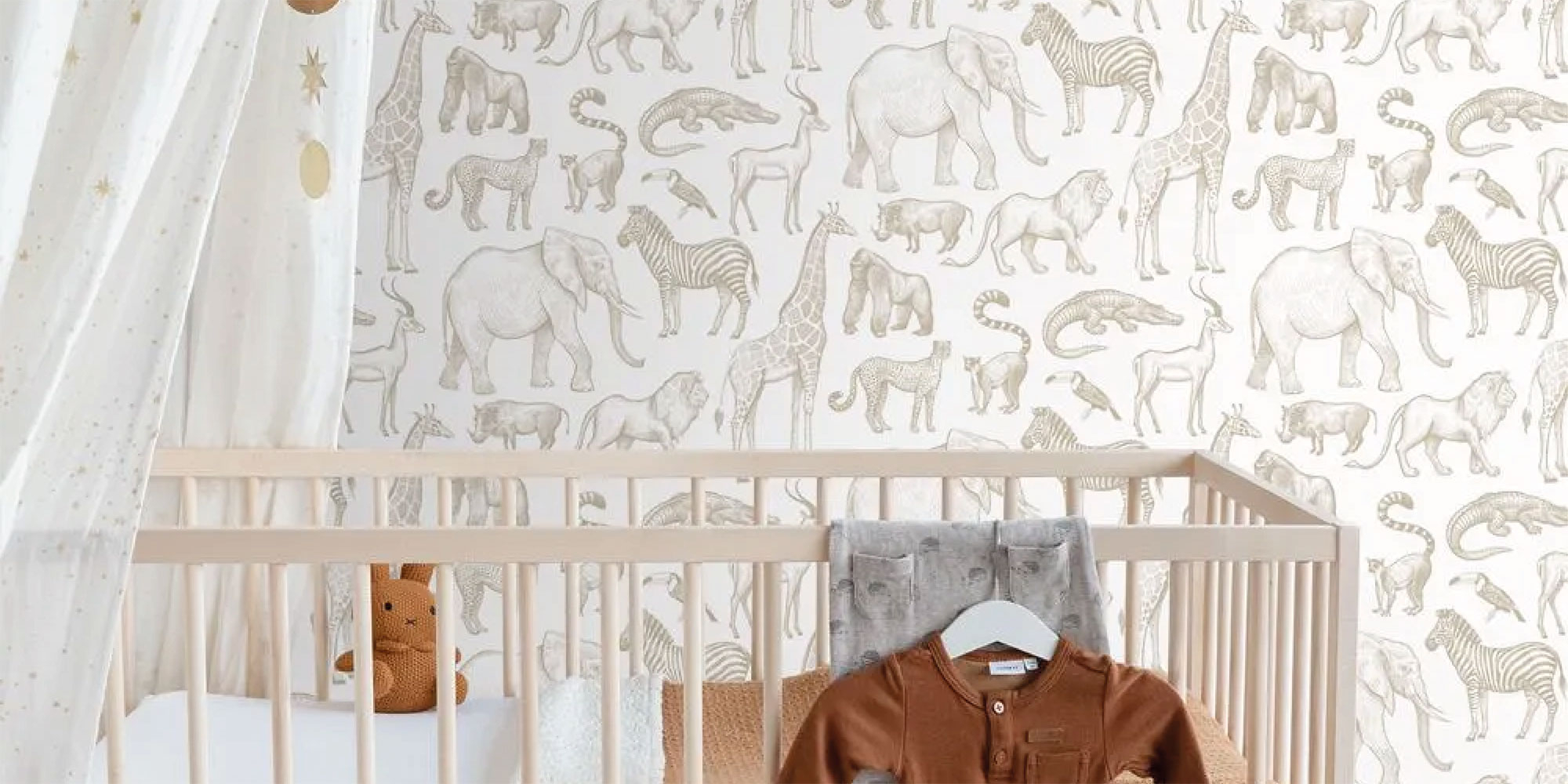 tiere_tapete_kinderzimmer_weiss_safarie_tiere_themenwelten_kindertapeten_kr