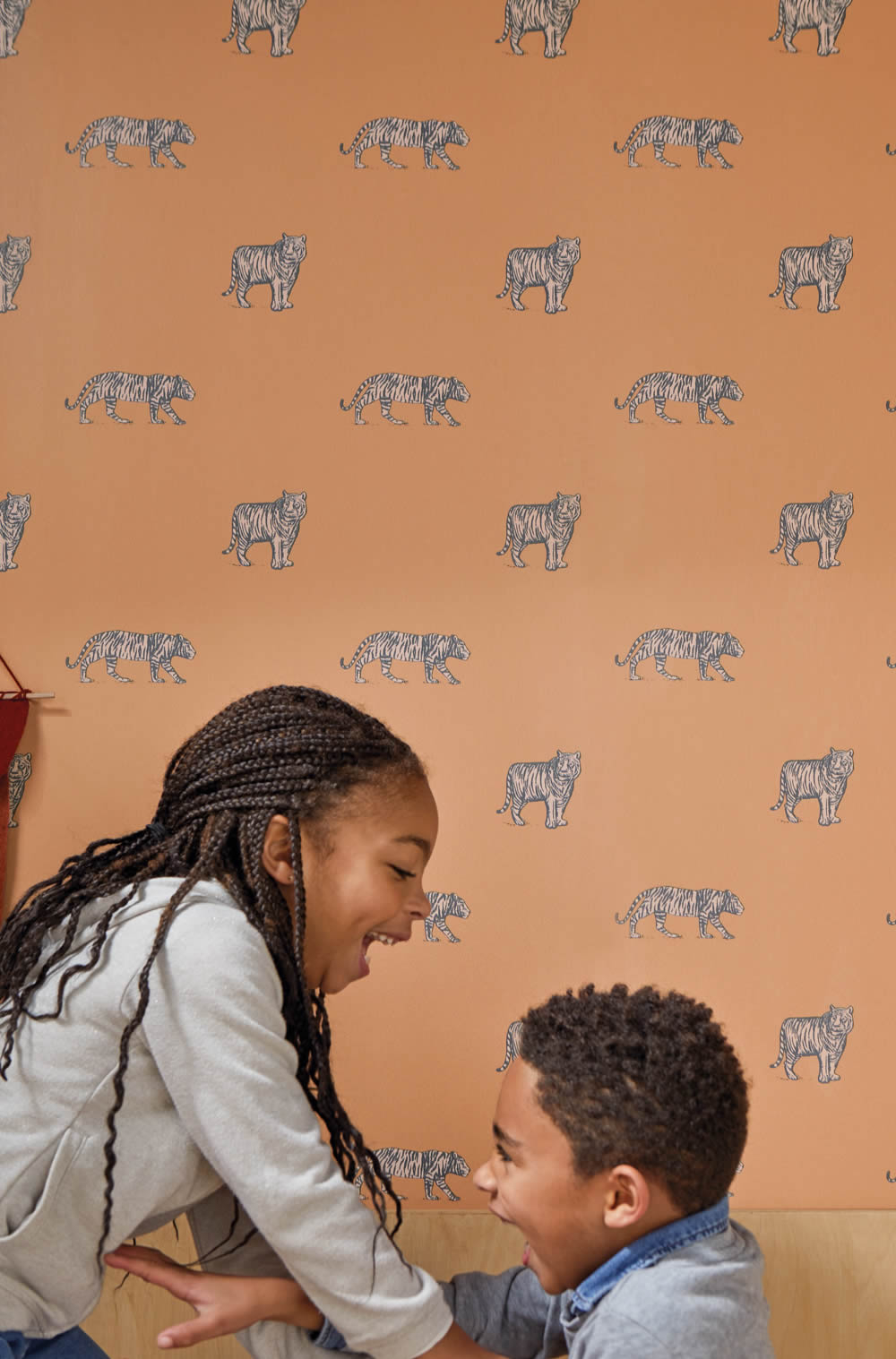 Non-woven wallpaper tiger copper-orange Our Planet 36-OUP101962929-36-OUP101962929.1M