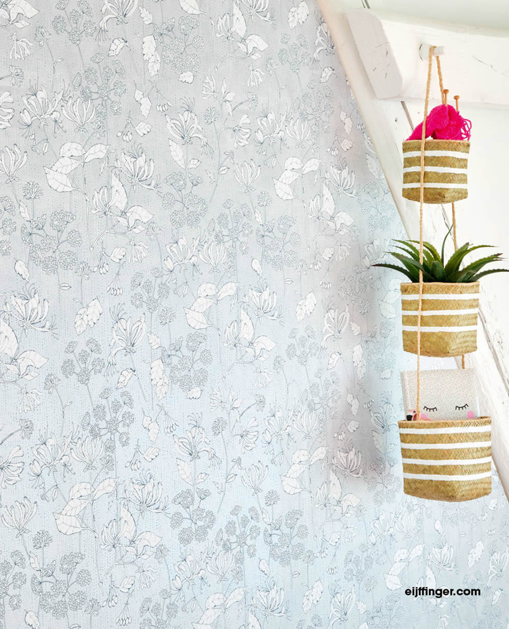 grey-silver shimmer wallpaper flowers-55-383563