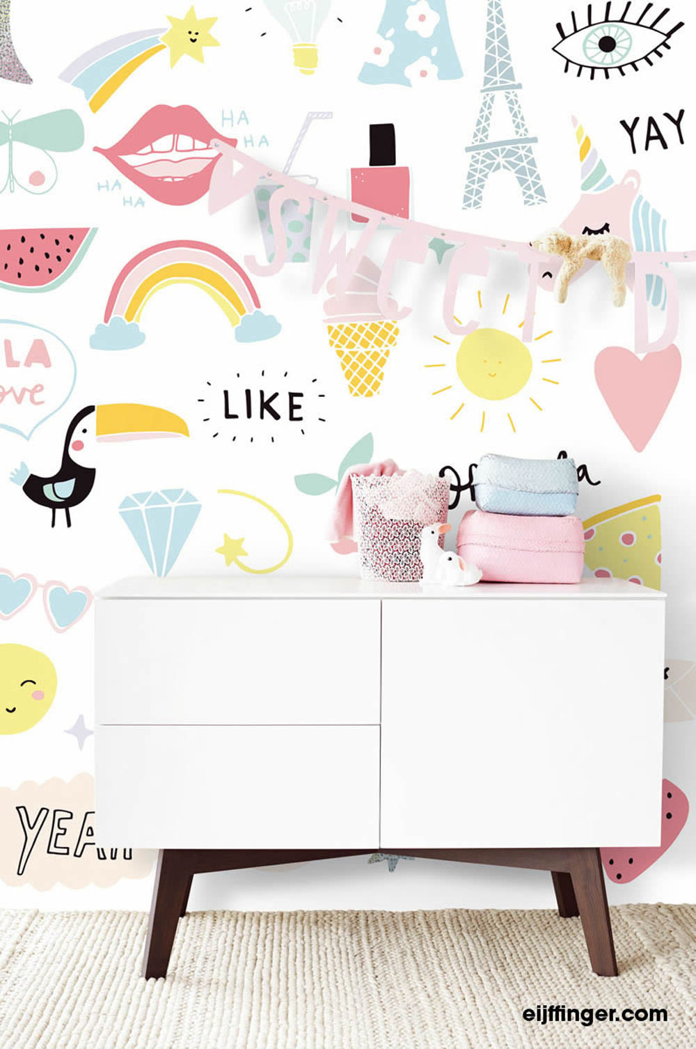 Mural Girl Colorful White-55-364111