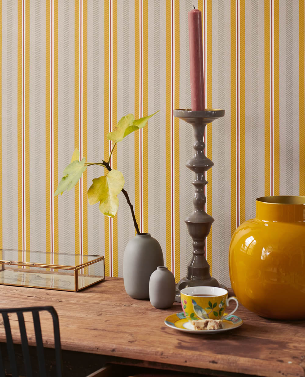 Non-woven wallpaper stripes pattern yellow gray Pip Studio 5 300133-55-300133