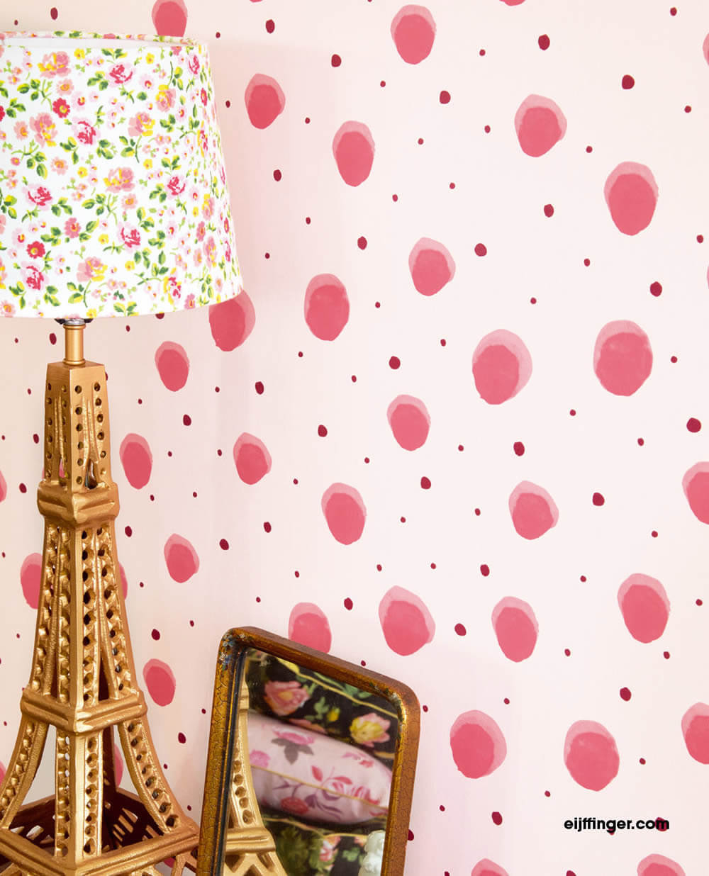wallpaper red dots non-woven girl-55-383512