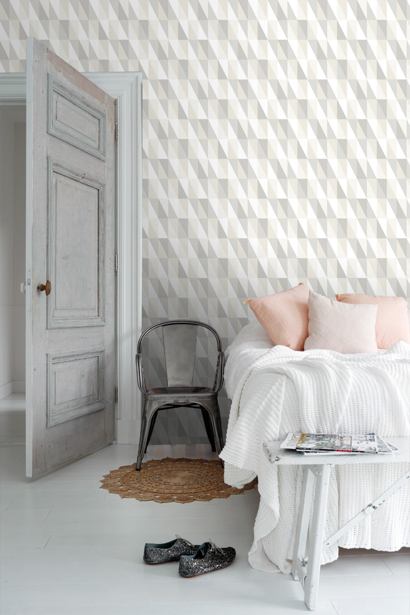 grafische Tapete Dreiecke grau beige silber Vlies 138922