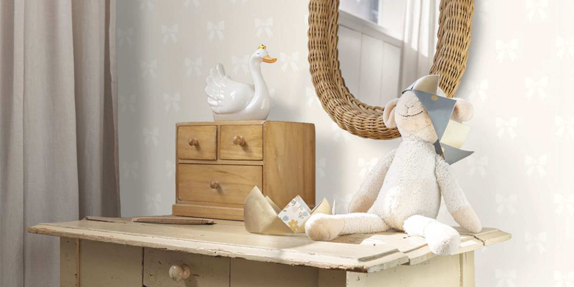 origin_kinderzimmer_creme_schleifen_marken_kindertapeten_kl