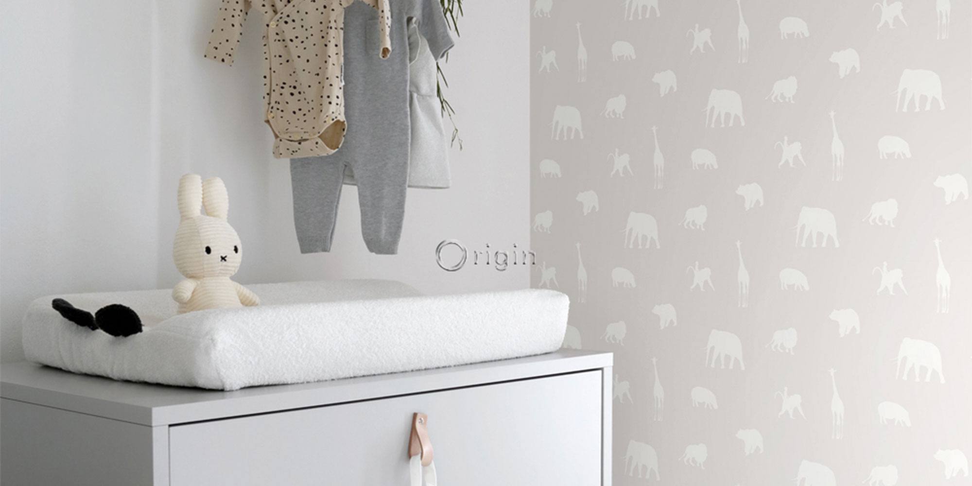 origin_babyzimmer_grau_tiere_marken_kindertapeten_kr