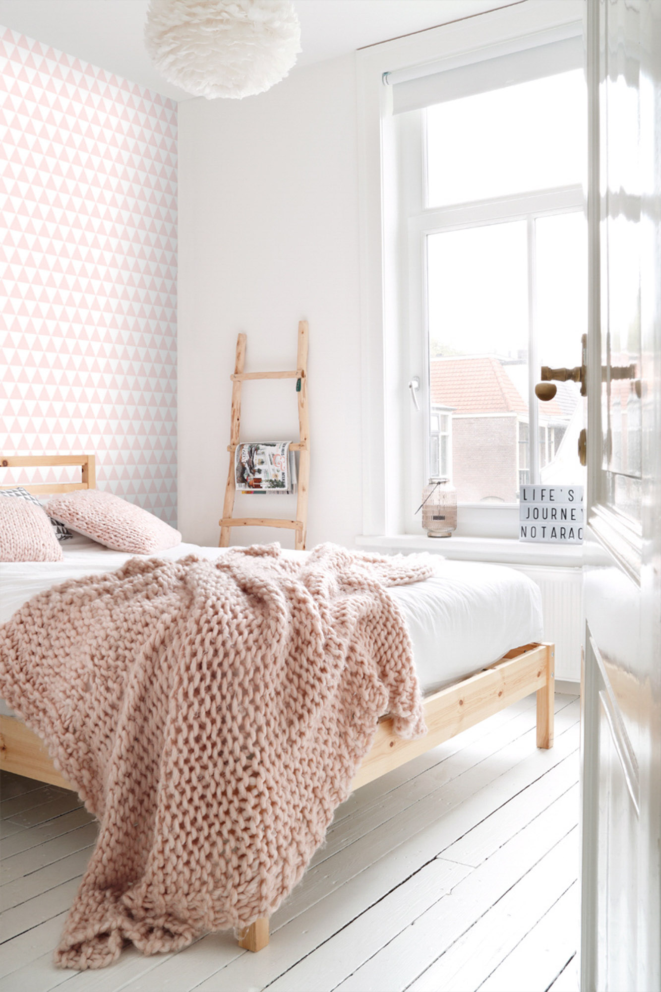 Dreieck Tapete Scandi rosa weiß Vlies 128862