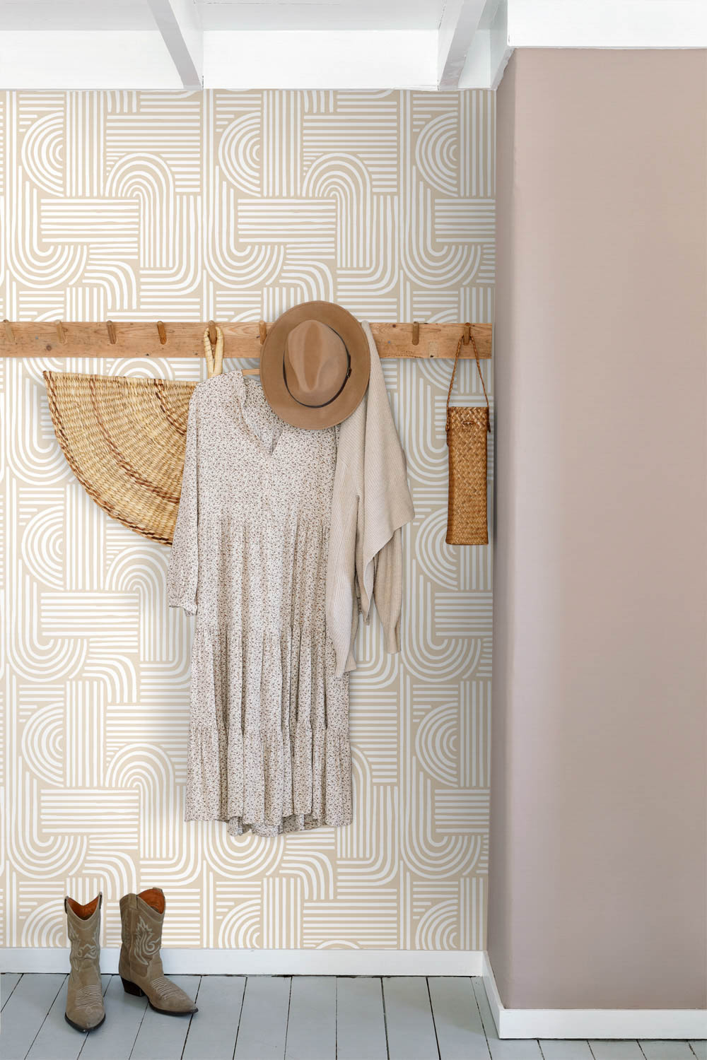 Geometrische Ethnomuster Vliestapete Vierecke zart beige