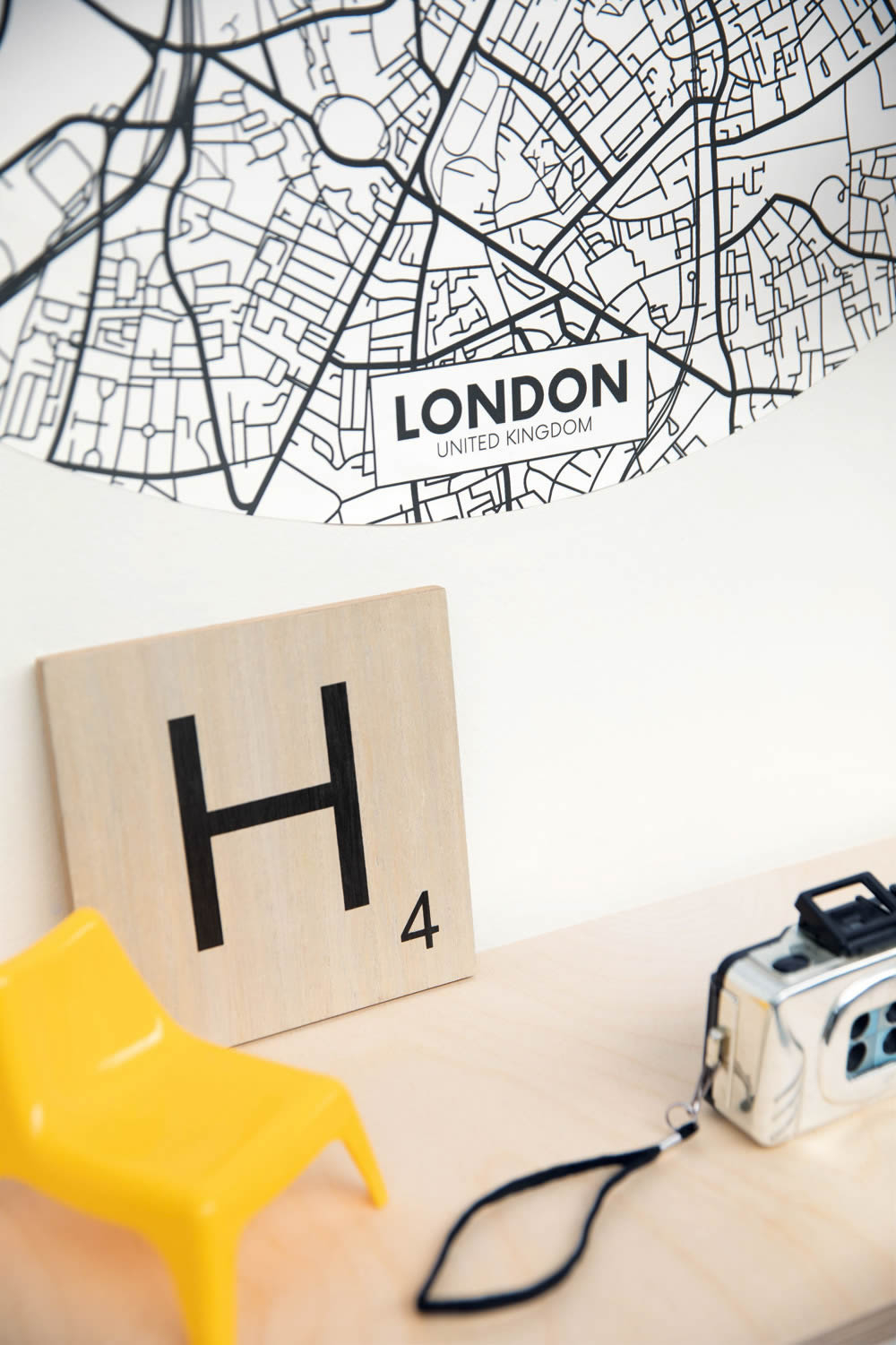 graphic London mural black white Caselio - Young and free YNF103440009-36-YNF103440009